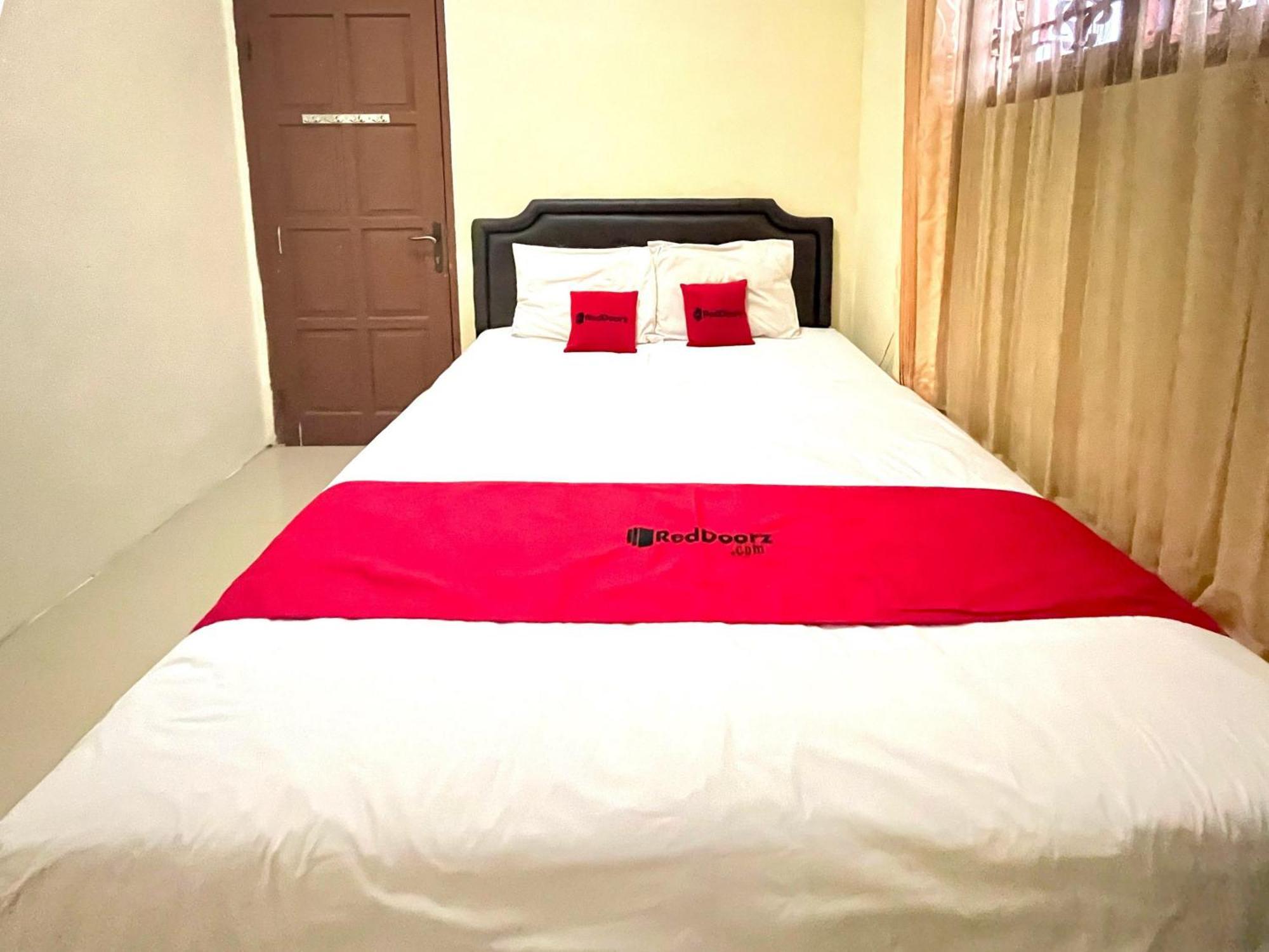 Reddoorz At Madani Syariah Lempuyangan 2* Yogyakarta